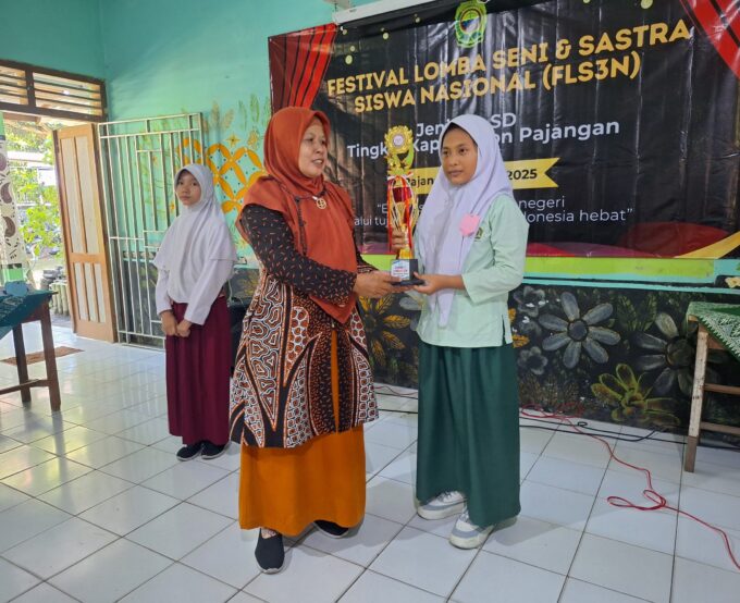 2 Siswa Harumkan Nama MIN 3 Bantul  dalam FLS2SN Kapanewon Pajangan​