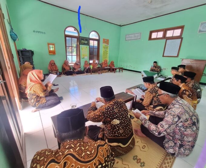 Berkah Ramadhan: Guru dan Tendik MIN 3 Bantul Sukses Khatamkan Al-Qur'an