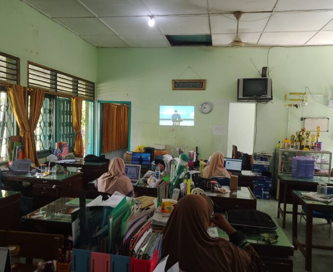 Pimpinan MIN 3 Bantul Ikuti Zoom Meeting Peringatan Hakordia 2025 Inspektorat Jenderal Kemenag RI