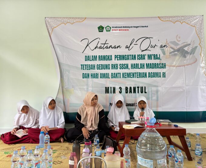 Membentuk Generasi Qur’ani Sejak Dini, MIN 3 Bantul Gelar Khataman Al-Qur’an Bil Ghaib Dengan Libatkan Siswa