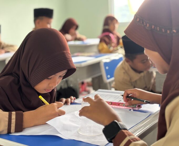 Inovasi Pembelajaran di MIN 3 Bantul: Memahami Surah Al-Qari'ah Lewat Peta Konsep dan Gambar Makna Ayat