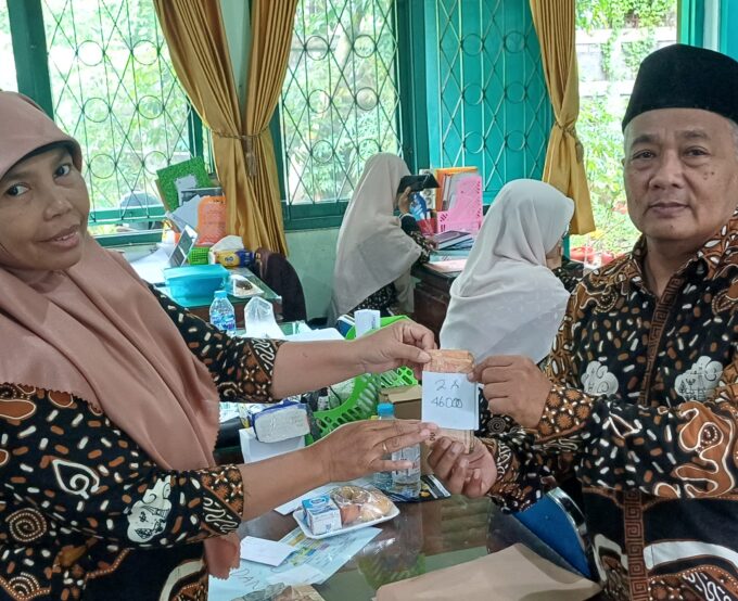 Pupuk Karakter Dermawan, Siswa MIN 3 Bantul Rutin Setorkan Dana "Siraman" Selama Ramadhan