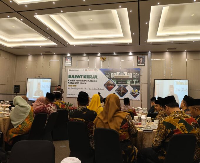 Wujudkan Ekoteologi, Kepala MIN 3 Bantul Hadiri Raker Kemenag Bantul di Hotel Burza