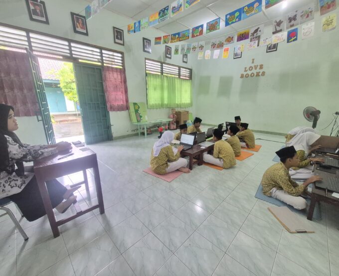 Siswa MIN 3 Bantul Hadapi Hari Kedua Try Out TKA Disdikpora DIY Mapel Bahasa Indonesia