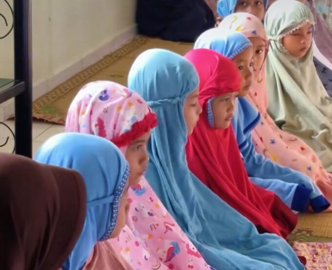 Perkuat Pondasi Iman, Siswa MIN 3 Bantul Dalami Rukun Islam Lewat Program "Sarapan Hadits"