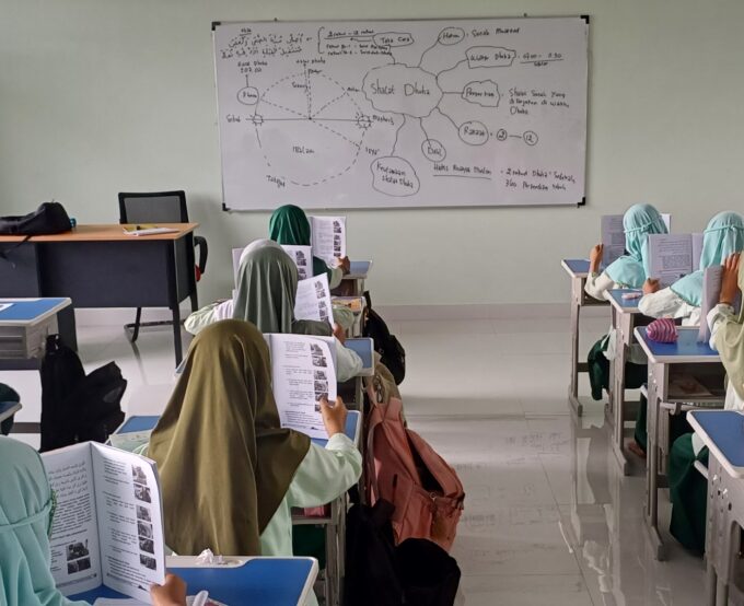 Tingkatkan Pemahaman Siswa, Ahmad Agus Salim Terapkan Metode Mind Mapping dalam Materi Shalat Dhuha
