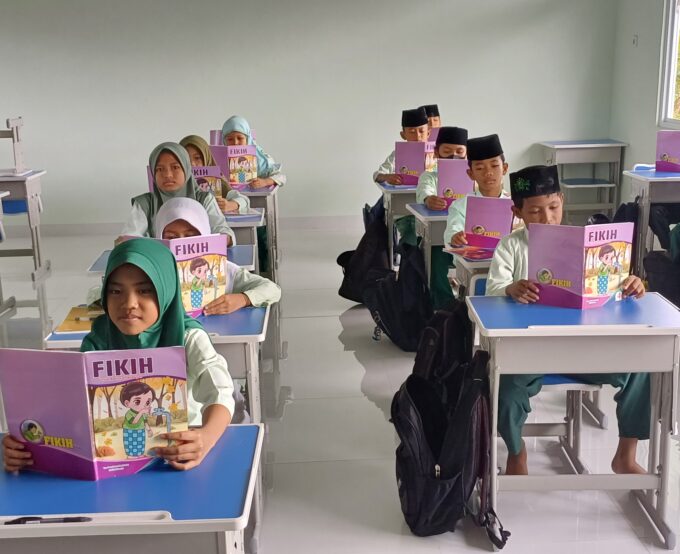 Dongkrak Prestasi Siswa, Ahmad Agus Salim Integrasikan Literasi Membaca dalam Pembelajaran PAI di MIN 3 Bantul