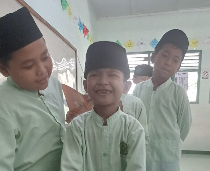 Geliat Syiar di Kelas 3B MIN 3 Bantul: Setoran Hadits Serasa Berburu Lailatul Qadar