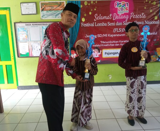 Prestasi Gemilang, Siswi MIN 3 Bantul Iklilah Labibah Aziz Raih Juara 1 Lomba Mendongeng FLS2N Kapanewon Pajangan