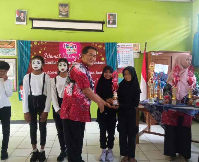 Arsyila dan Rafiqah Kelas 3 MIN 3 Bantul Sabet Juara 3 Pantomim FLS3N Kapanewon Pajangan
