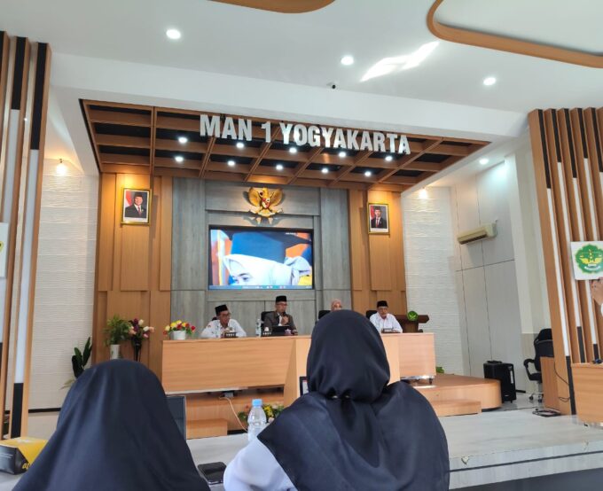 Perkuat Sinergi dan Kolaborasi, Kepala MIN 3 Bantul Hadiri Pra Raker Bidang Pendidikan Madrasah se-DIY