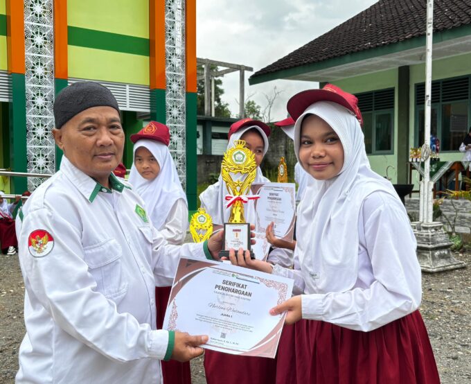 Nurlina Wulandari, Sosok Kartini Modern yang Cerdas dan Berkarakter, Raih Juara 1 Fashion Show MIN 3 Bantul