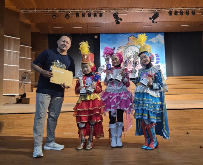 Pukau Juri, Sakhi Kelas 5A MIN 3 Bantul Raih Juara 2 Paramanandi di Bantul Open Marching Championship 2026