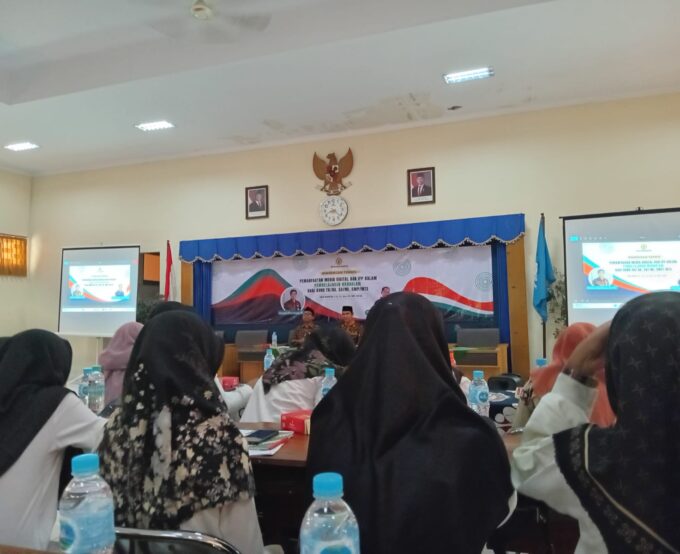 Tingkatkan Kualitas Pembelajaran, Guru MIN 3 Bantul Ikuti Bimtek Media Digital di SKB