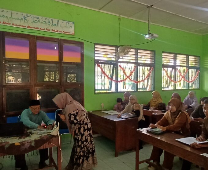Sinergi Tiga Pilar: MIN 3 Bantul Sukses Gelar Pembagian Raport TA 2025/2026