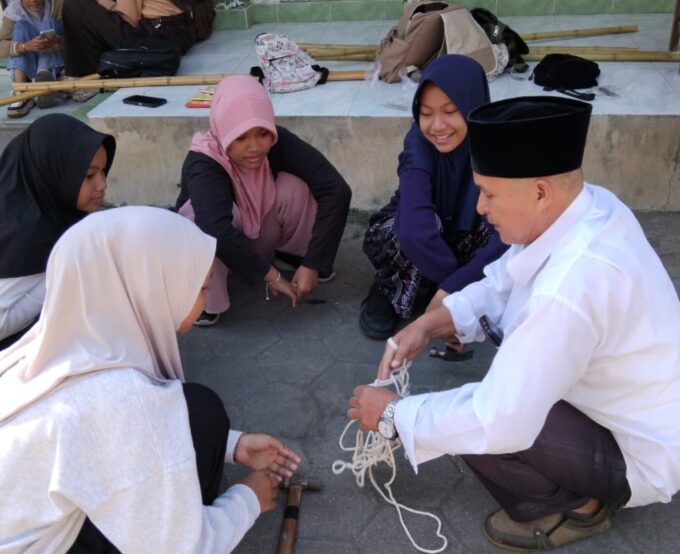 Isi Liburan dengan Kegiatan Positif, Regu Pramuka MIN 3 Bantul Gelar Latihan Intensif