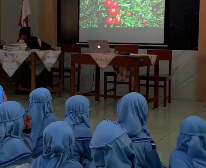 Optimalkan Kurikulum Merdeka, MIN 3 Bantul Gelar Sosialisasi Kokurikuler Fase A Mengenal Dunia Tumbuhan