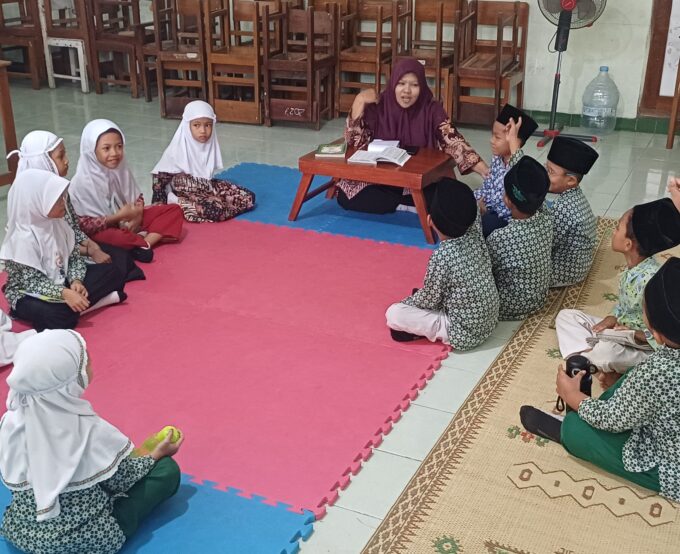 Optimalisasi Potensi Generasi Qur’ani, MIN 3 Bantul Terapkan Sistem Halaqah dalam Pembelajaran Tahfidz Kelas Unggulan Talenta
