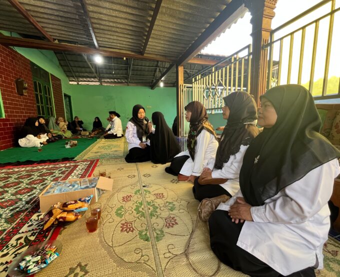 Guru dan Pegawai MIN 3 Bantul Berduka, Laksanakan Takziyah ke Rumah Almarhum H. Sudaryono
