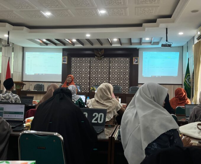 Operator MIN 3 Bantul Ikuti Pembinaan Operator Madrasah Kemenag Kabupaten Bantul