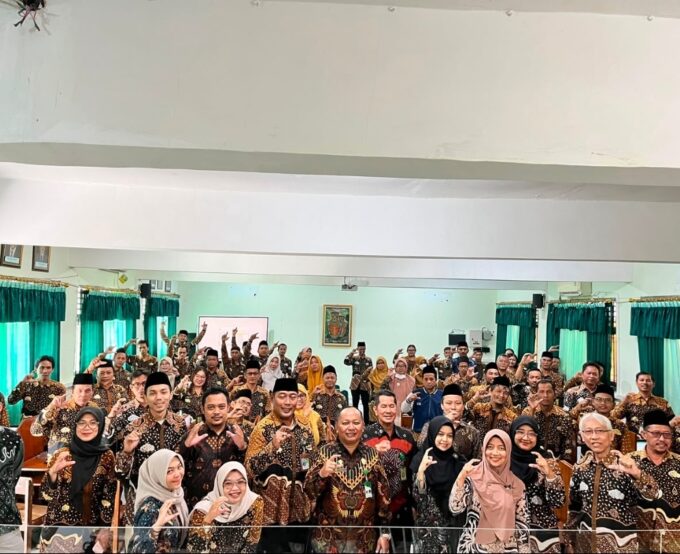 PPPK MIN 3 Bantul Penuh Semangat Ikuti Pelatihan Teknologi Informasi