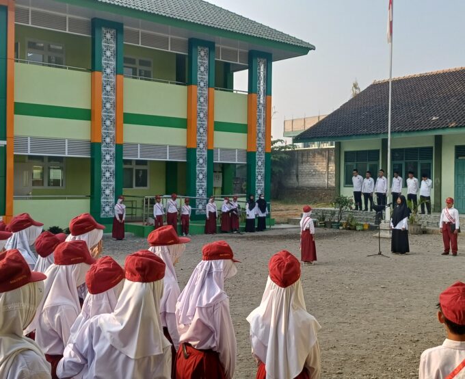 MIN 3 Bantul Awali Agustus 2026 dengan Upacara Bendera, Pembina Upacara Tekankan Pentingnya "Tajdidun Niat"