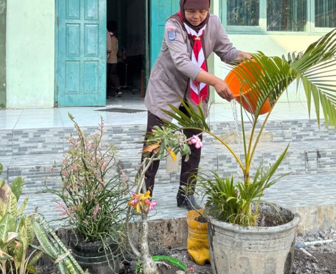 Profil Guru Inspiratif: Perjalanan Berdedikasi Sutinah, S.Pd.I., Wali Kelas 3B MIN 3 Bantul
