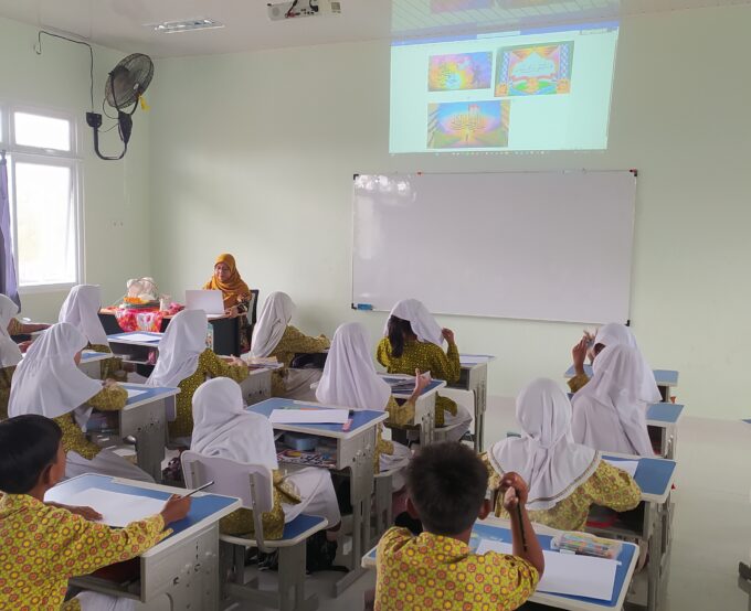 Asah Bakat dan Kreativitas, MIN 3 Bantul Gelar Seleksi Kaligrafi Kontemporer Menuju PKM Kabupaten