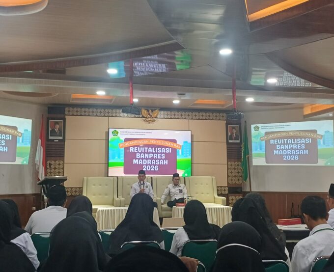 Optimalkan Bantuan Revitalisasi, Tim Sarpras MIN 3 Bantul Ikuti Pendampingan RAB di Kanwil Kemenag DIY
