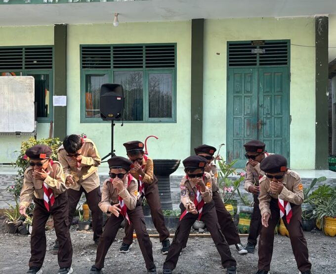 Lapangan Timur MIN 3 Bantul Bergetar, Adu Kreativitas Lomba Yel-Yel PERJUSA 2026 Bikin Suasana Menggelegar!